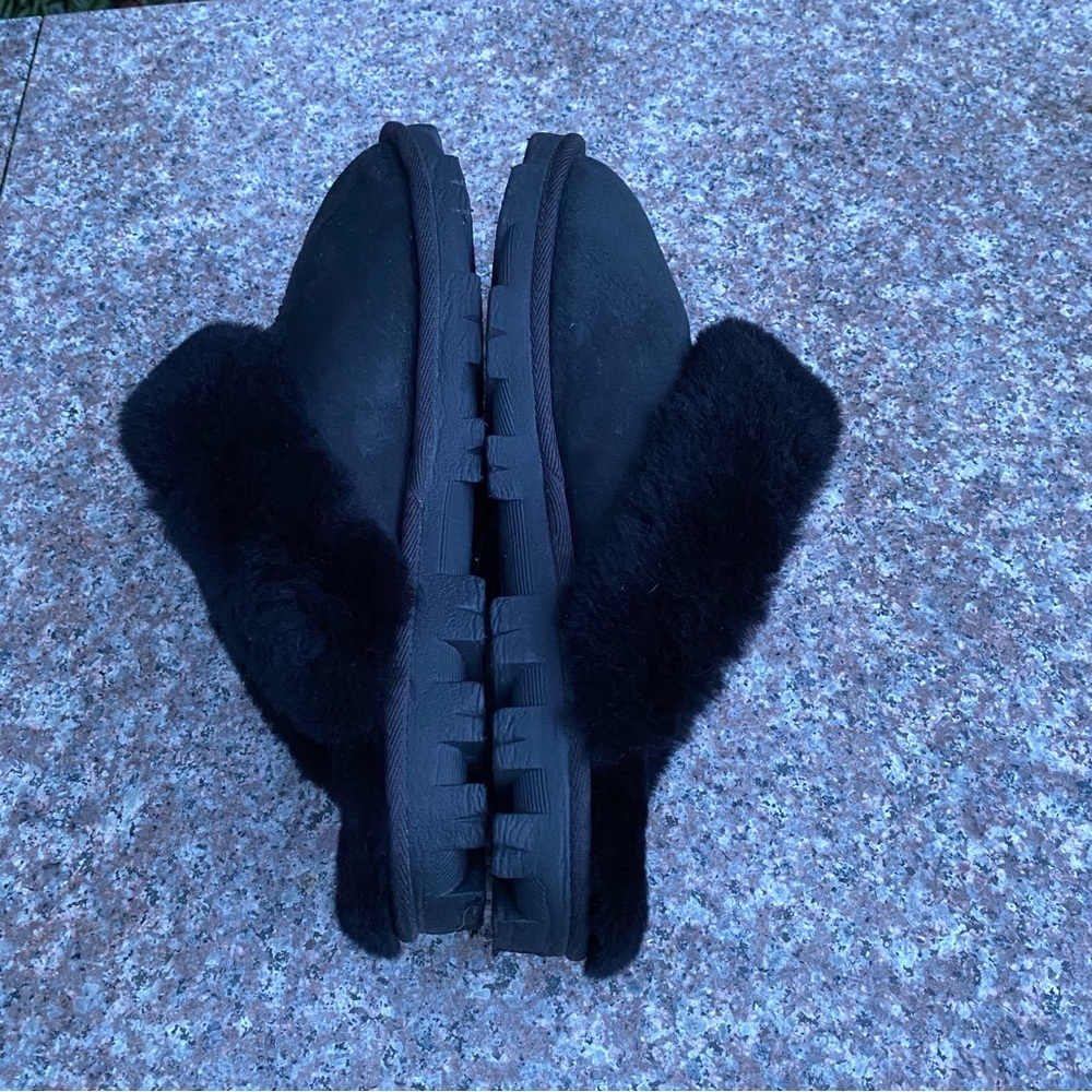 Sheepskin slippers - Picture 3 of 9